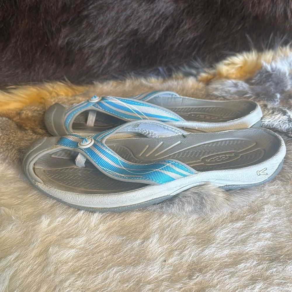 Keen Women's Blue and Gray Sandals 8.5 (BK1) - Picture 4 of 5